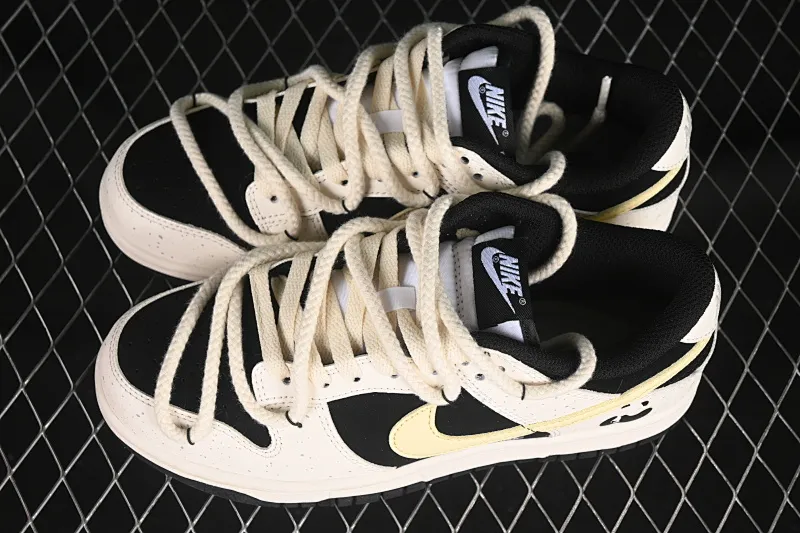 All Categories Nk SB Dunk Series Nk SB Dunk Low Low-top sneakers Nike Dunk Low "Tms Cny" Red Panda Cheese Dopamine Splashed old low-top casual sneakers DD1391-100